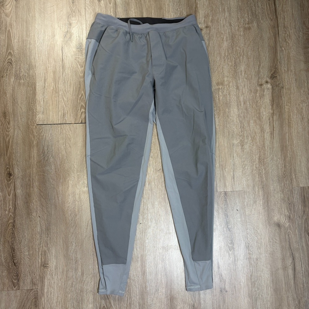 Lululemon Switch Up Pant Mens Medium 29" Gray Jogger Gym Performance